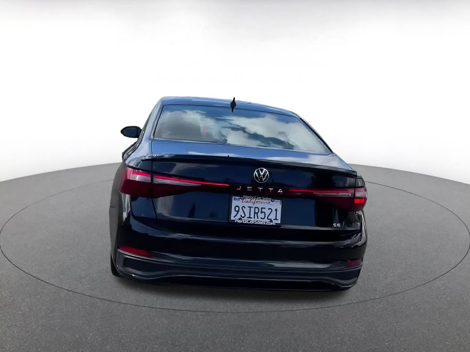 Thumbnail: 2025 Volkswagen Jetta - 12