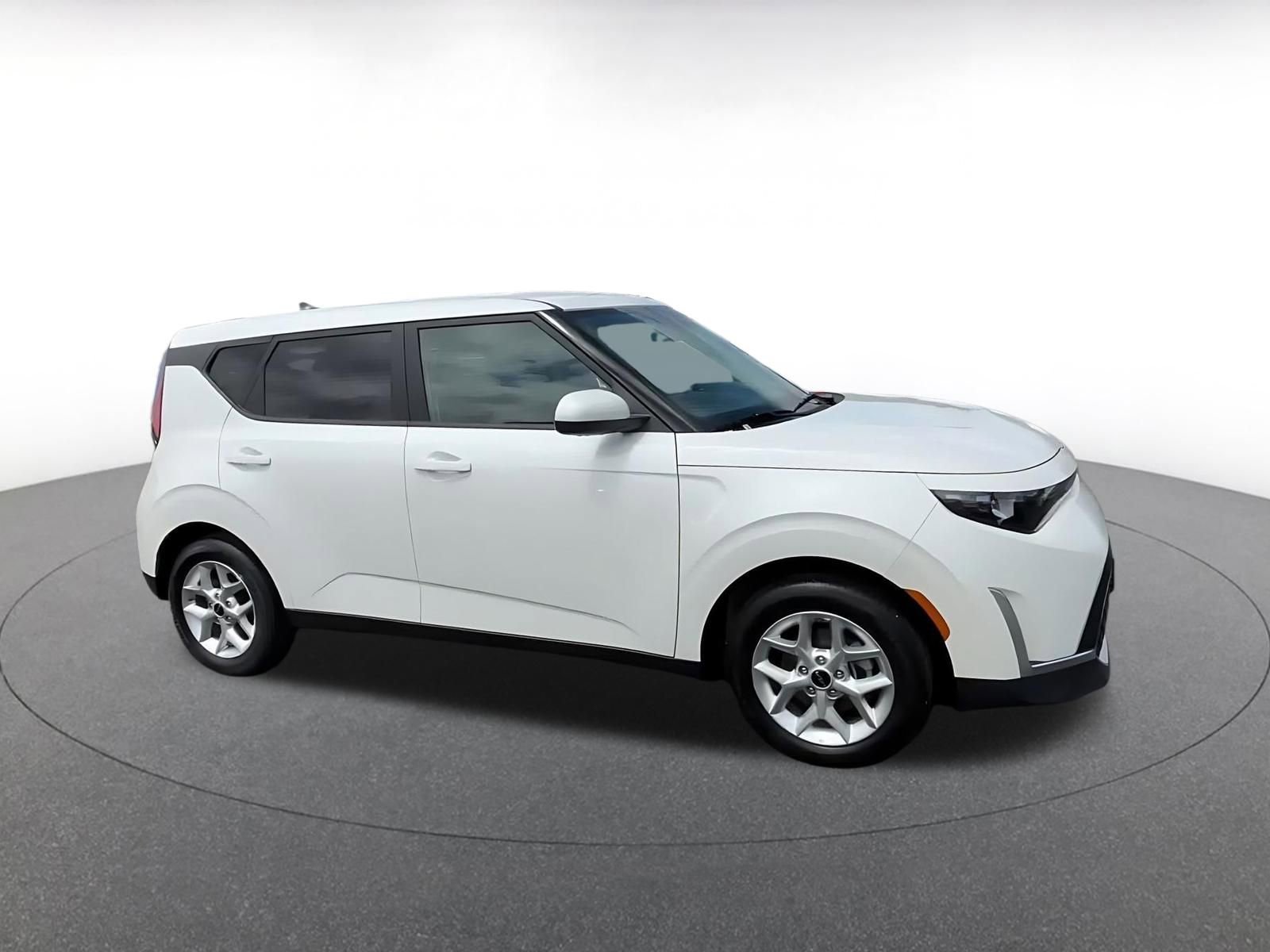 Thumbnail: 2025 Kia Soul - 2