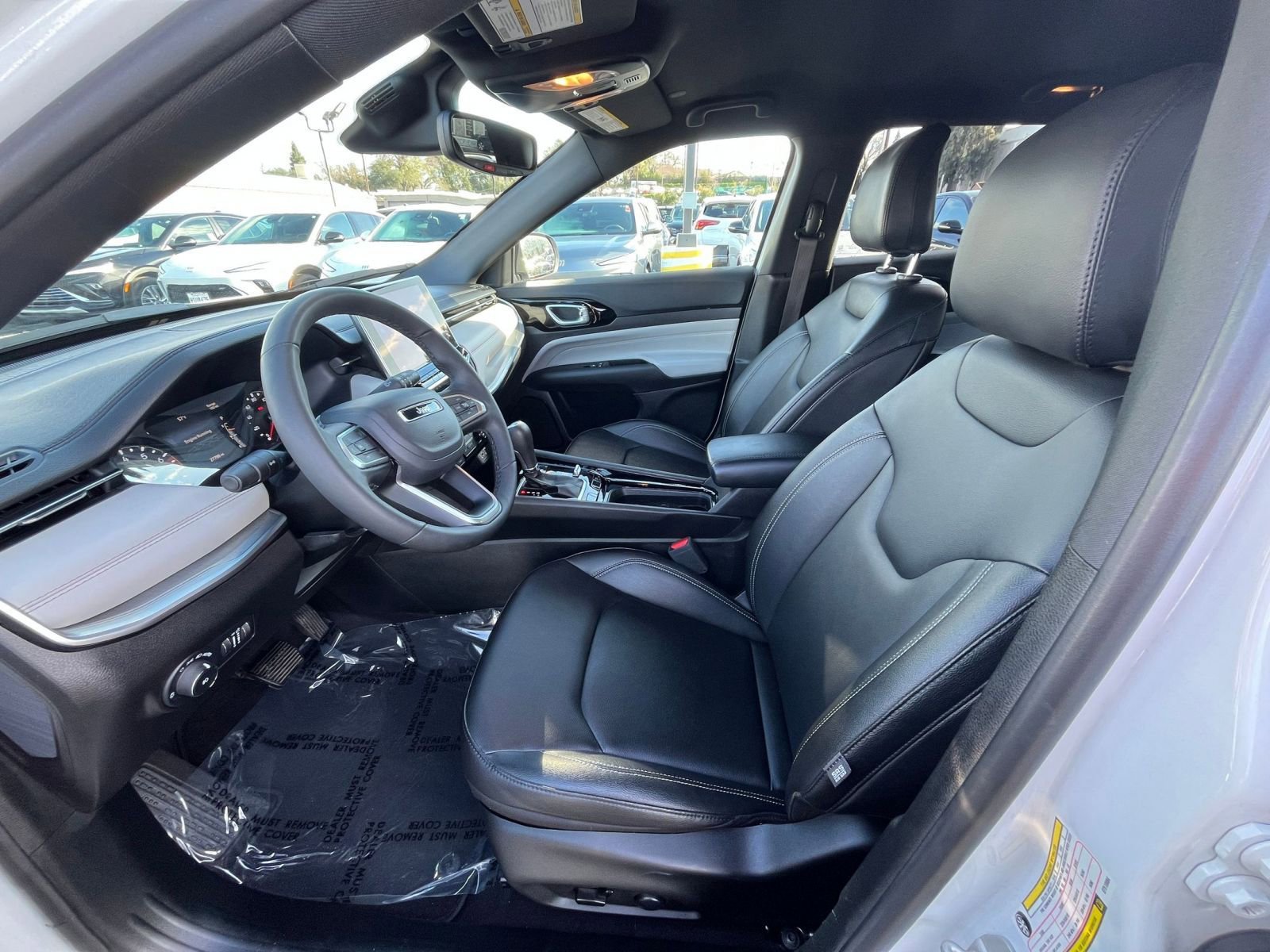 Thumbnail: 2025 Jeep Compass - 27