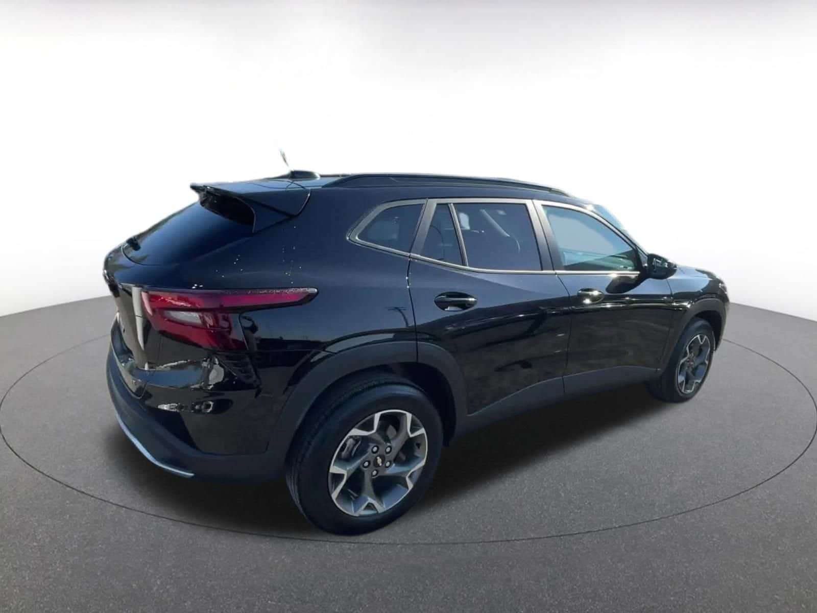 Thumbnail: 2025 Chevrolet Trax - 15