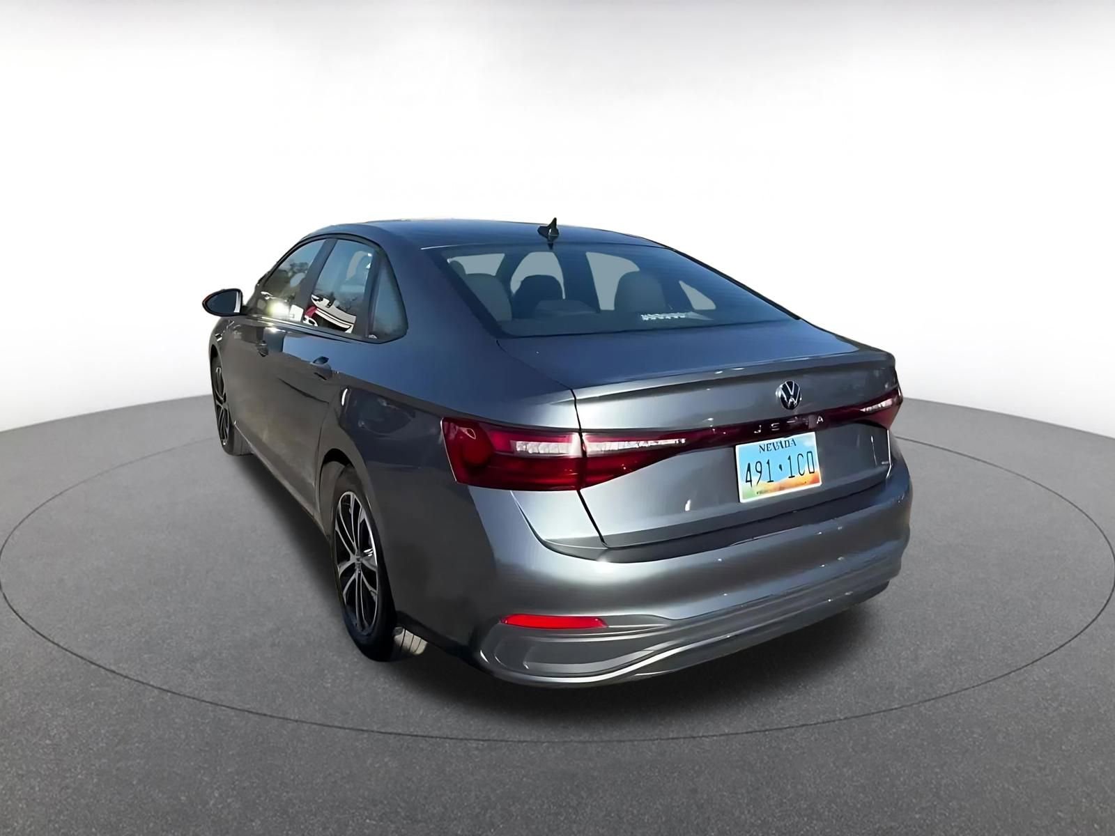 Thumbnail: 2025 Volkswagen Jetta - 11