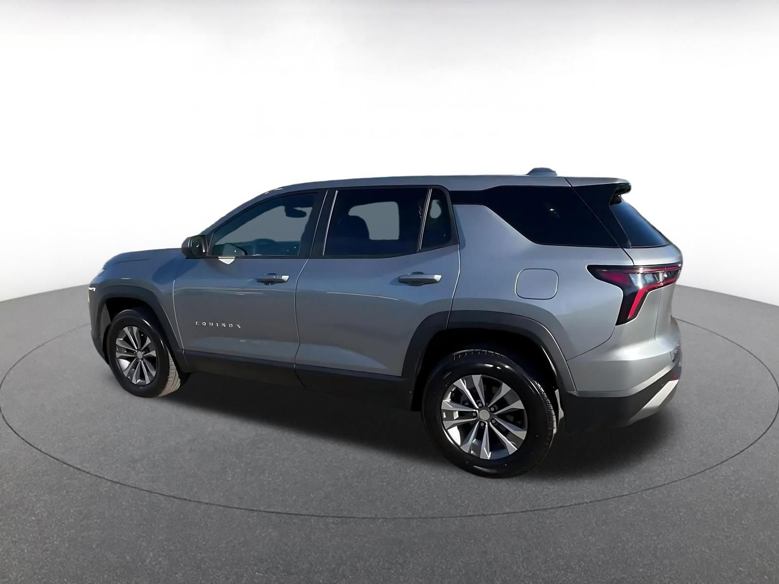 Thumbnail: 2025 Chevrolet Equinox - 10