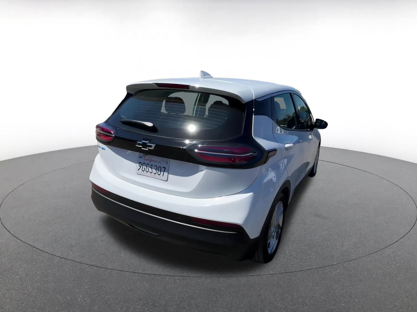 Thumbnail: 2023 Chevrolet Bolt EV - 15