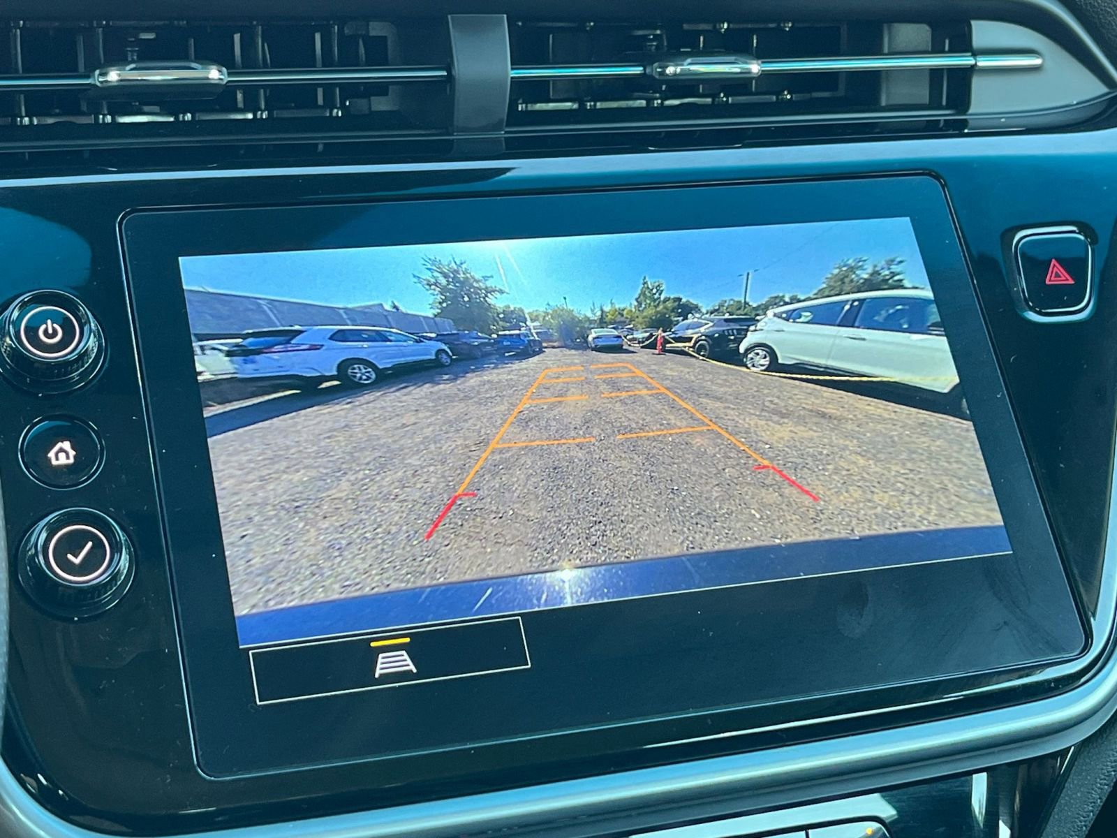 Thumbnail: 2023 Chevrolet Bolt EV - 21
