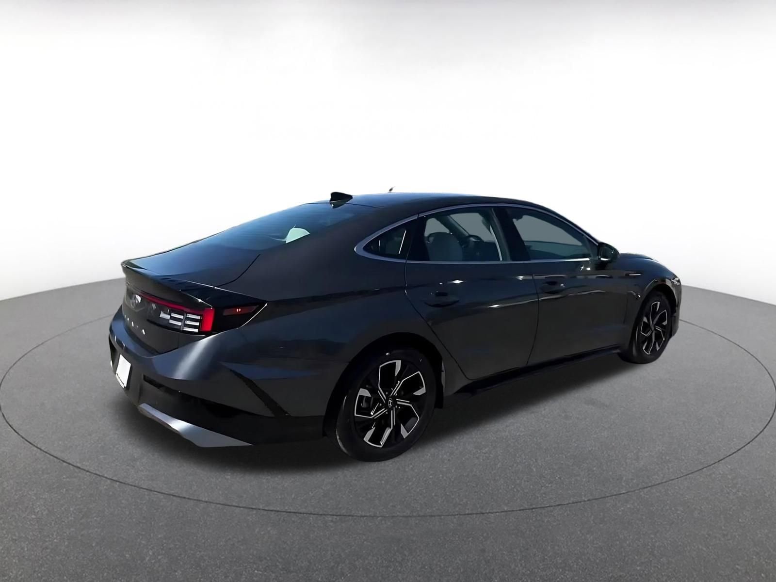 Thumbnail: 2025 Hyundai Sonata - 15