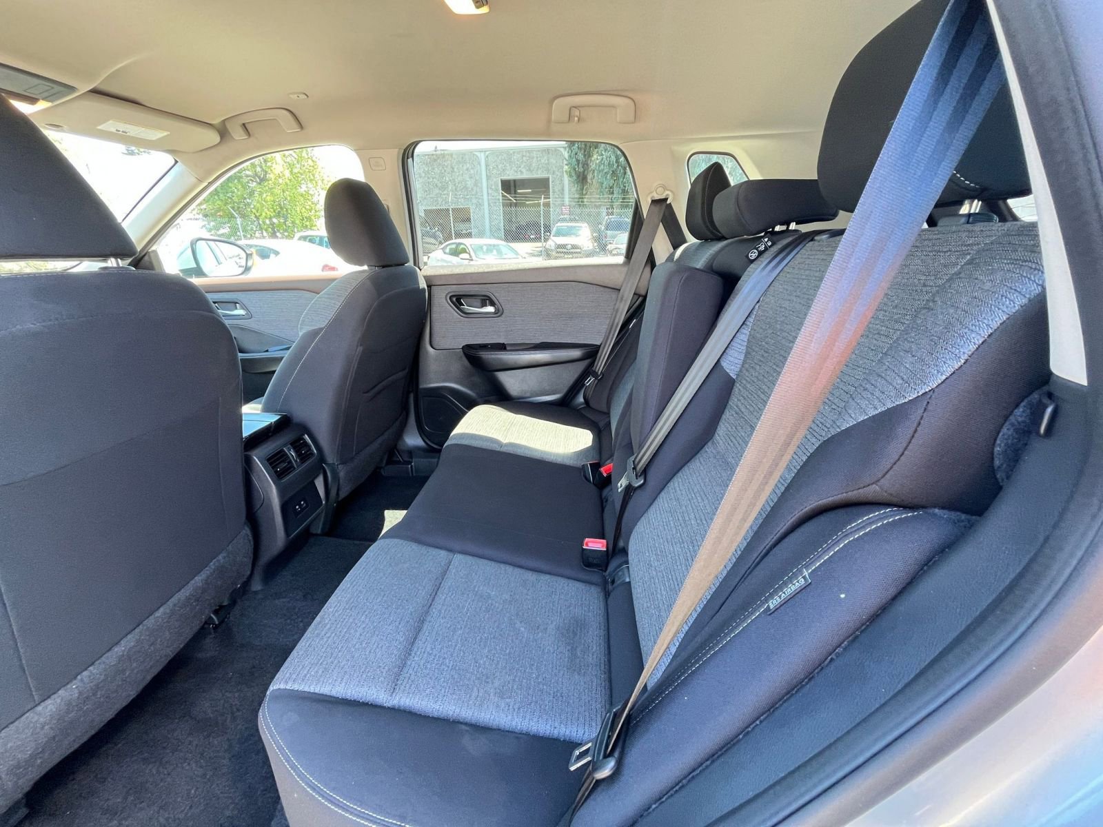 Thumbnail: 2023 Nissan Rogue - 25