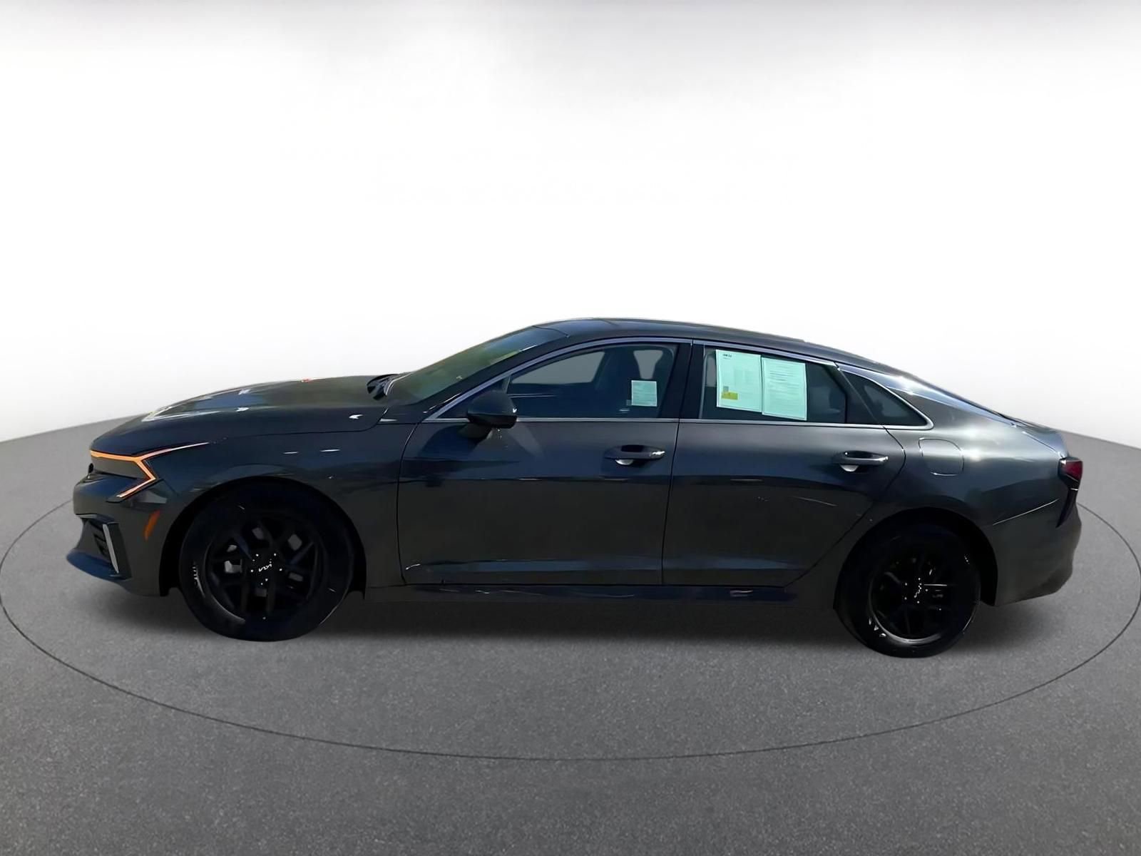 Thumbnail: 2025 Kia K5 - 9