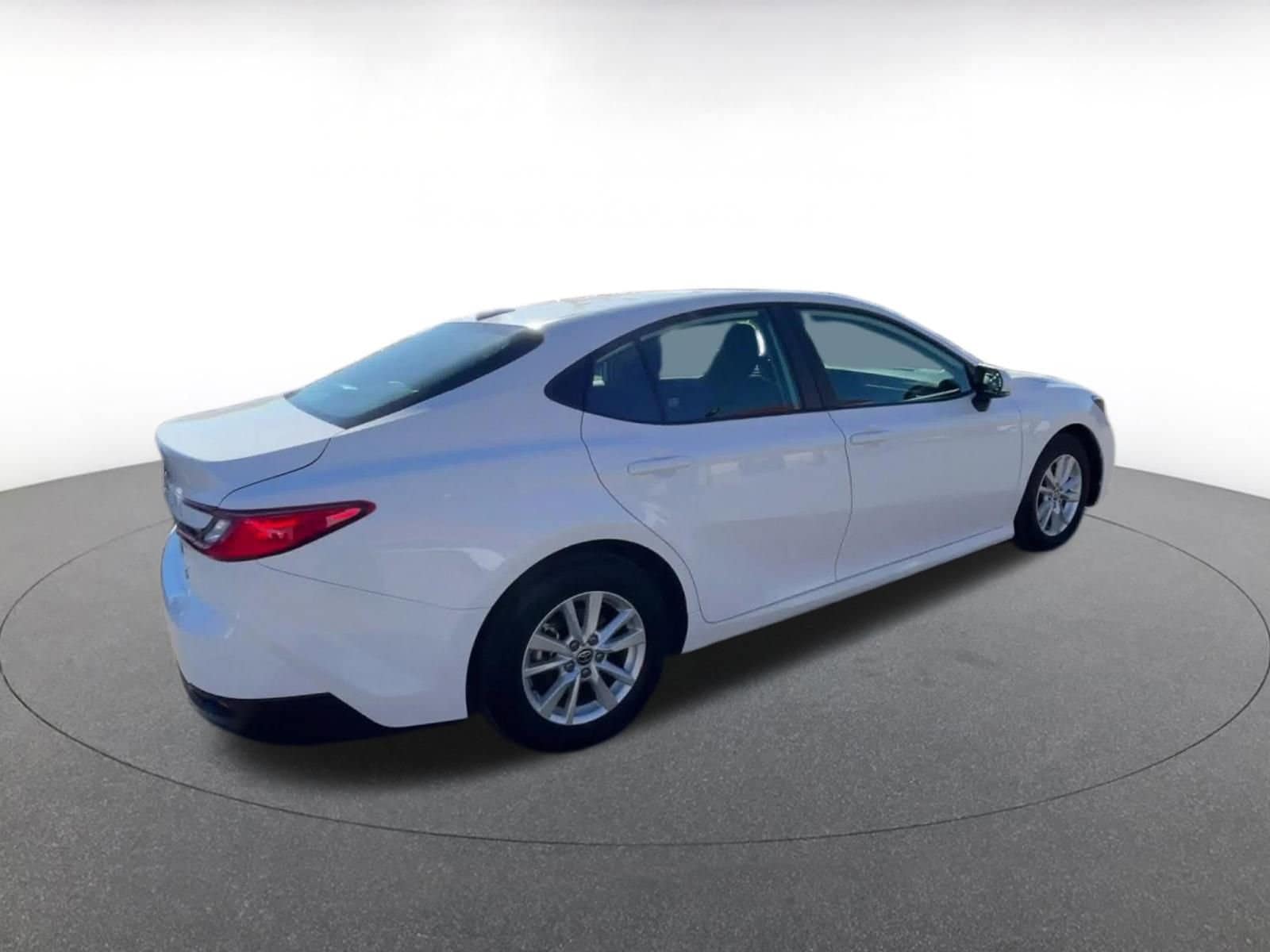 Thumbnail: 2025 Toyota Camry - 22