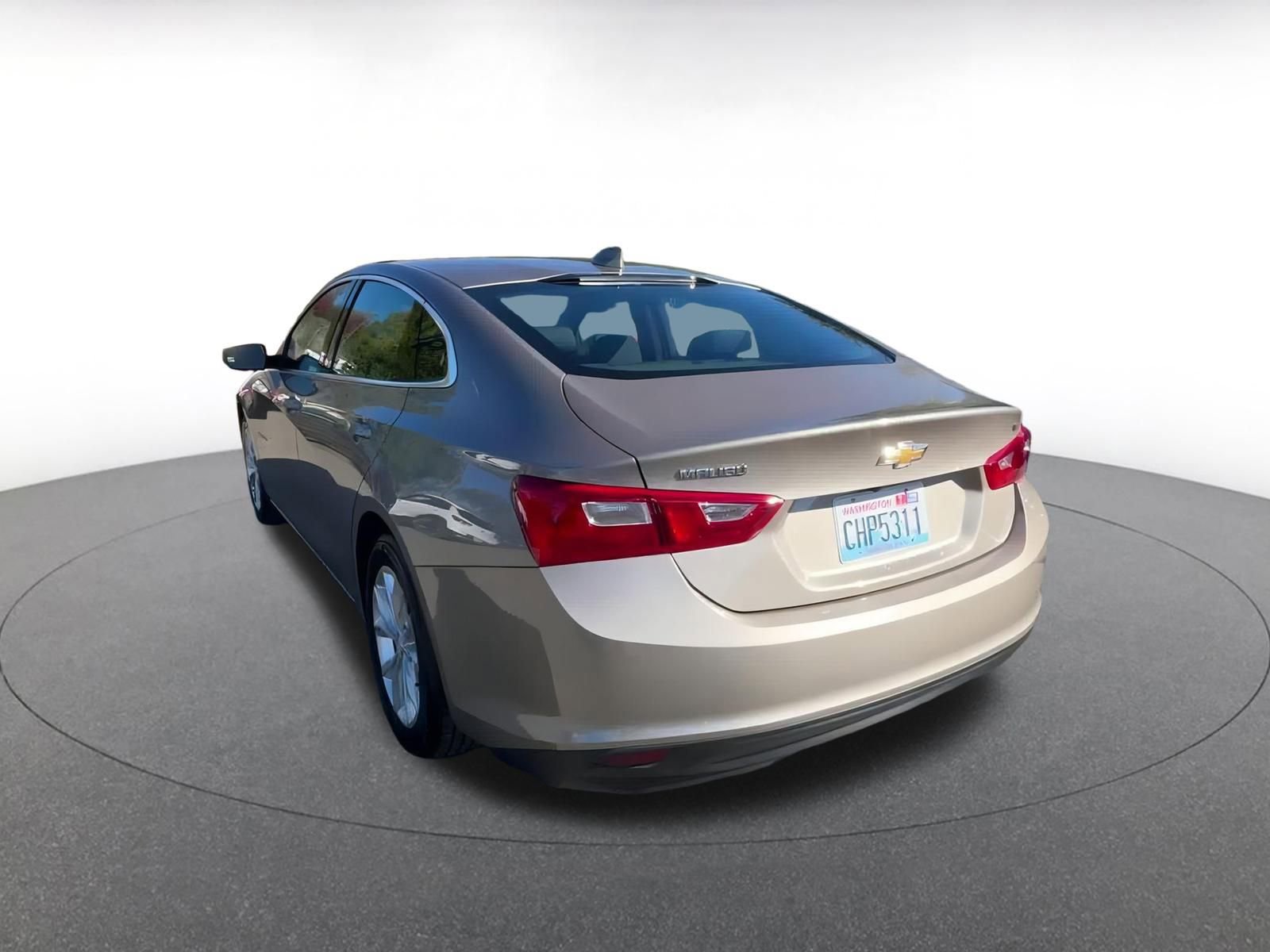 Thumbnail: 2023 Chevrolet Malibu - 11