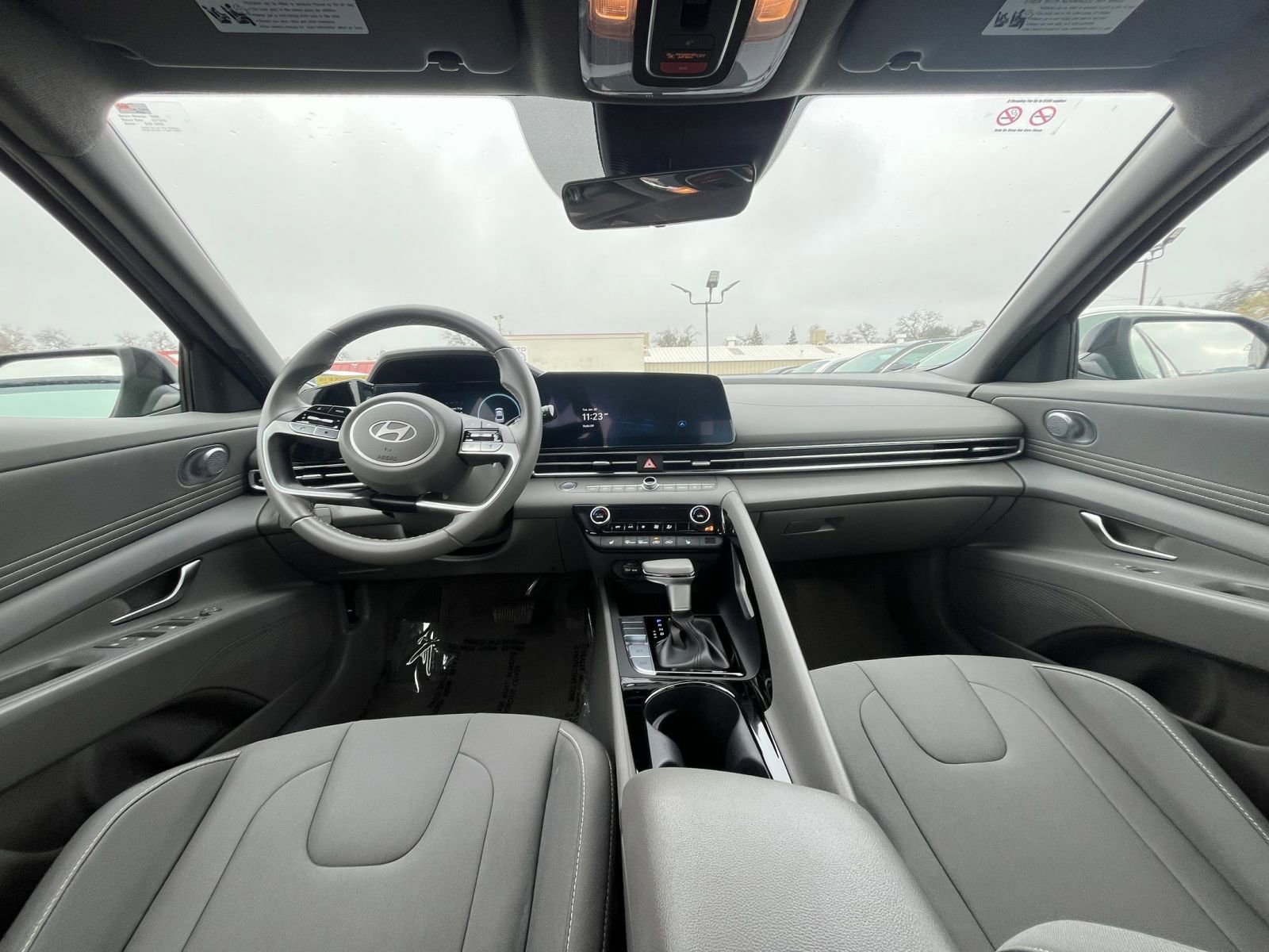 Thumbnail: 2025 Hyundai Elantra - 31