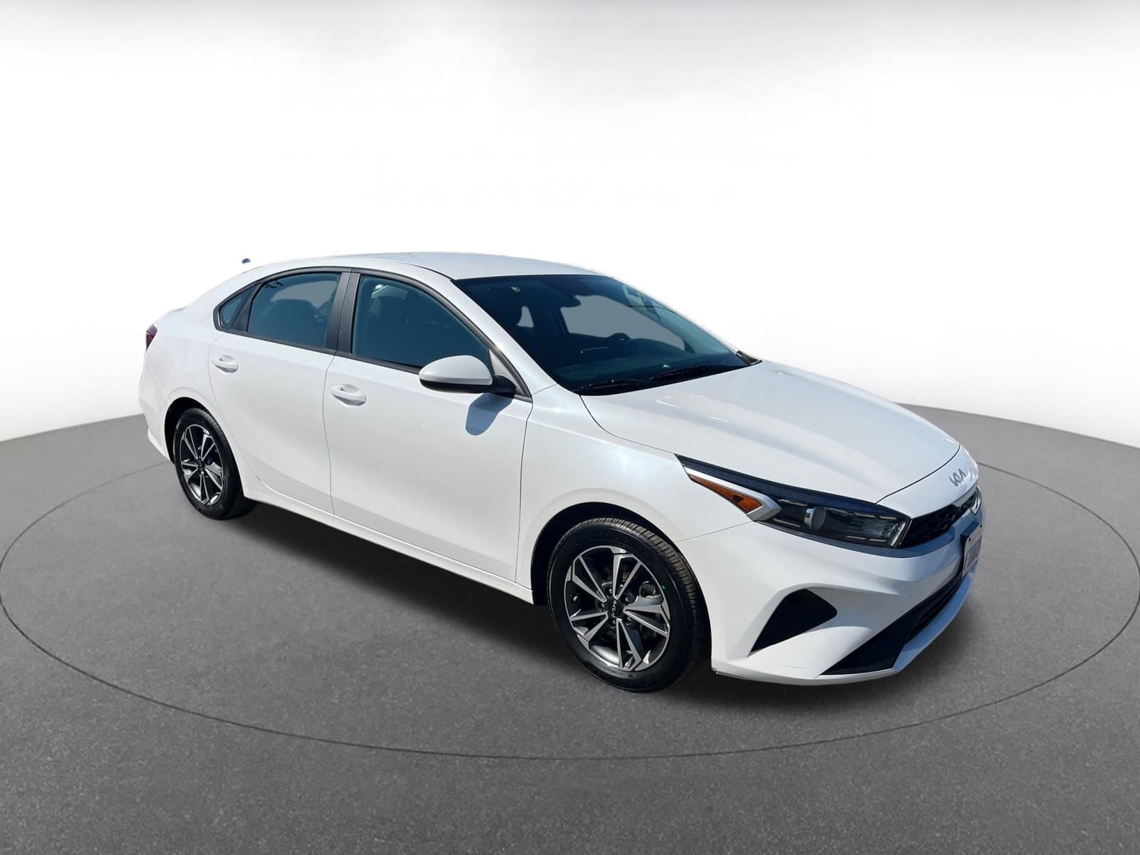 Thumbnail: 2023 Kia Forte - 1
