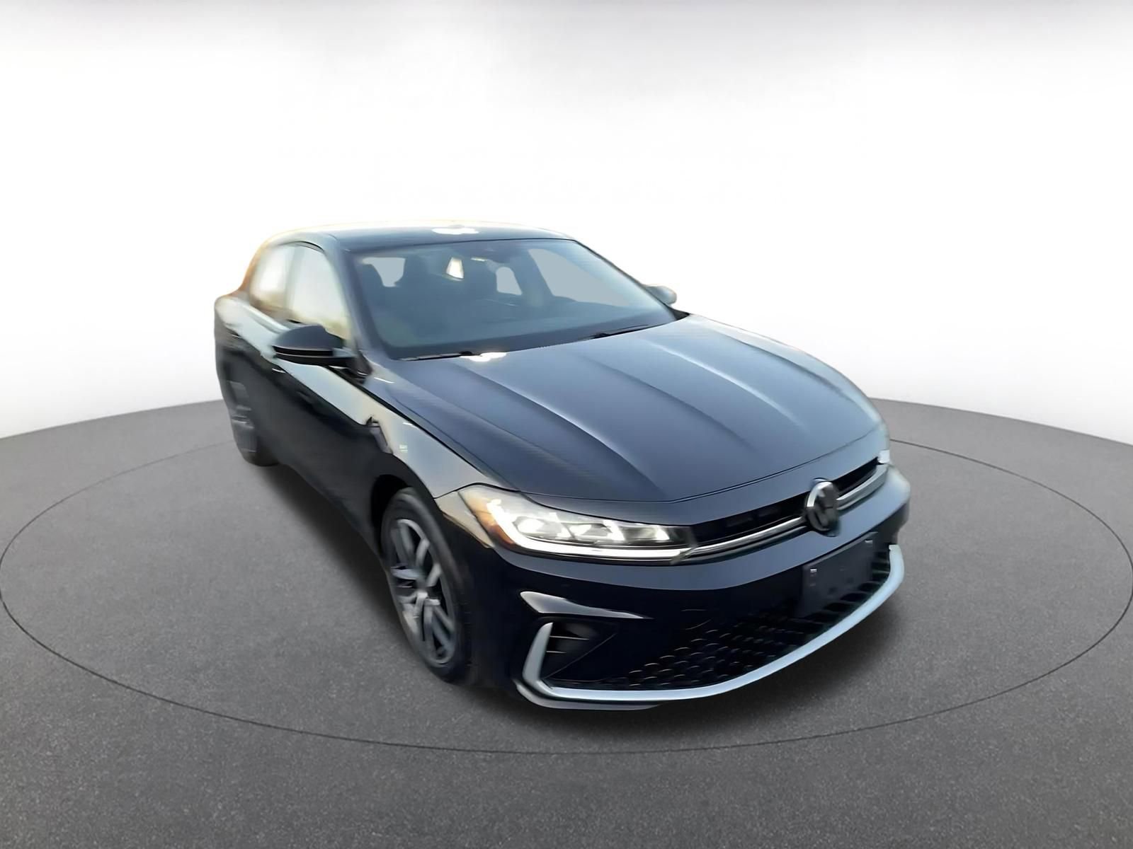 Thumbnail: 2025 Volkswagen Jetta - 3