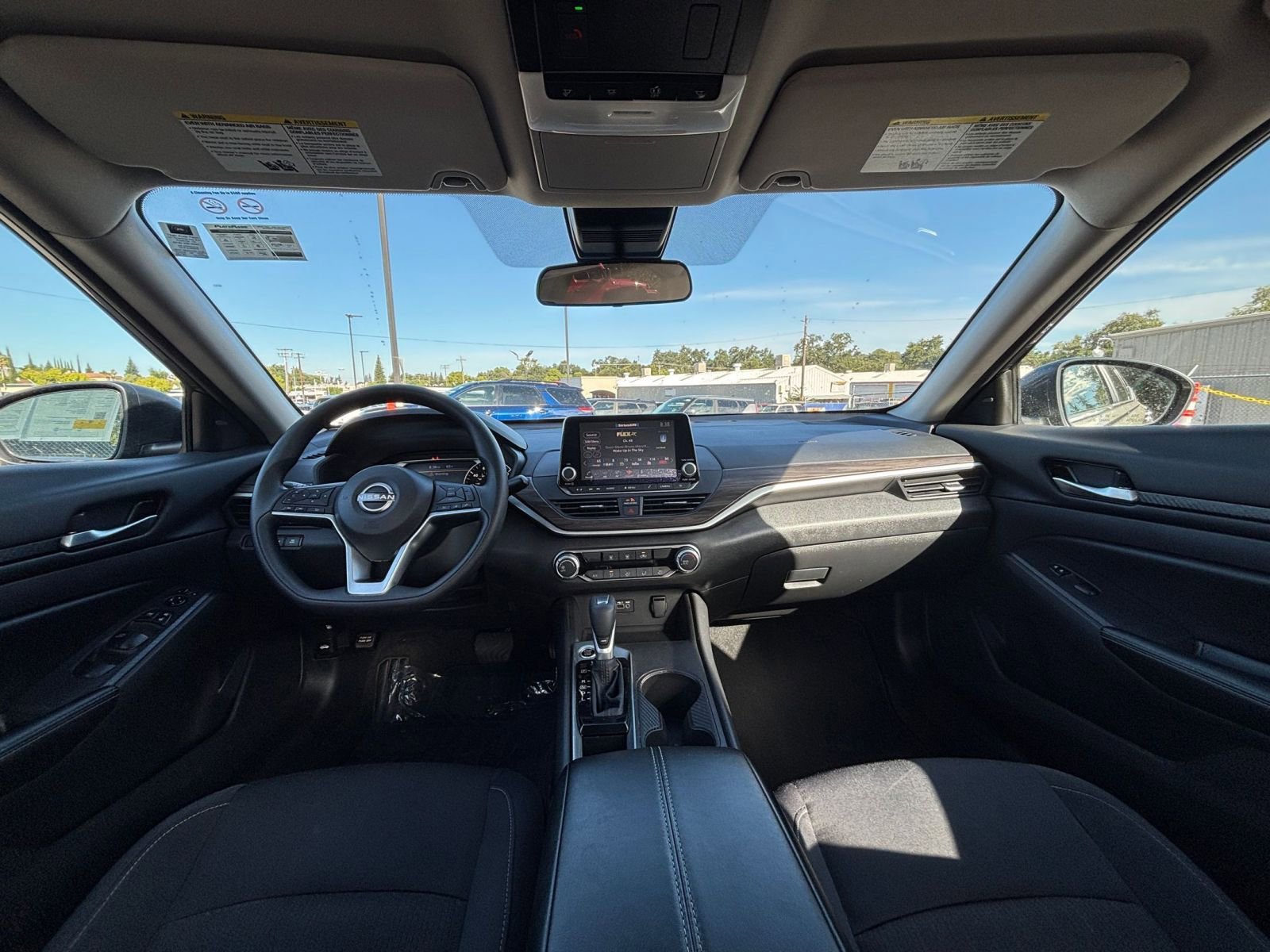 Thumbnail: 2025 Nissan Altima - 33