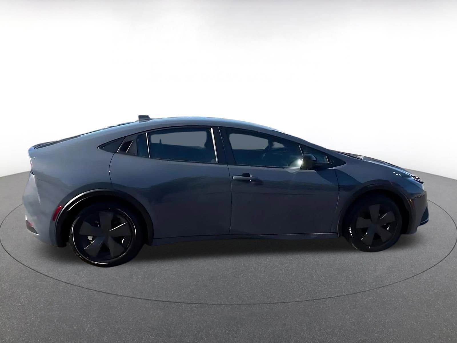 Thumbnail: 2025 Toyota Prius - 15