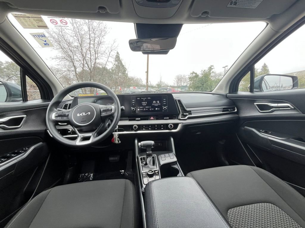 Thumbnail: 2025 Kia Sportage - 34