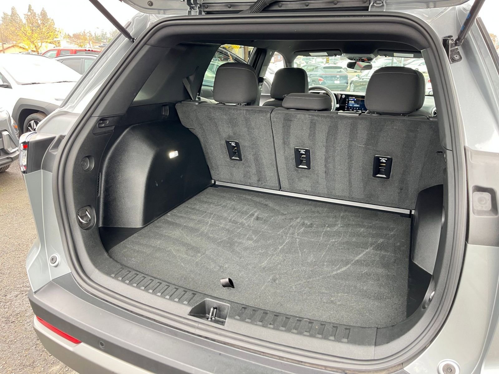 Thumbnail: 2025 Chevrolet Equinox - 30