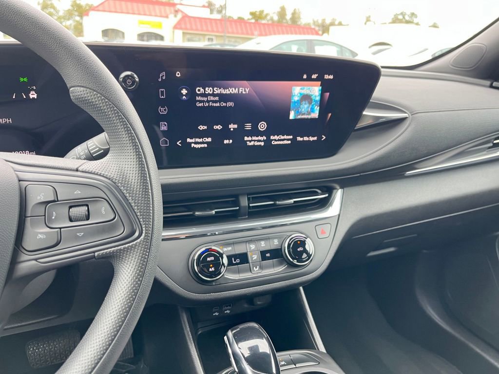 Thumbnail: 2025 Buick Envista - 32