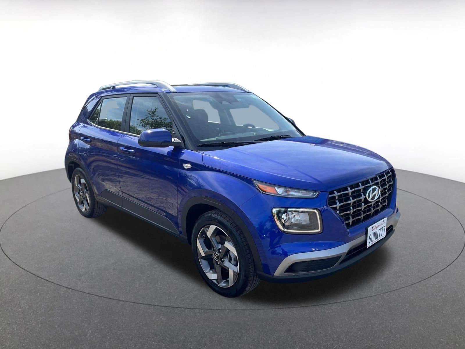 Thumbnail: 2025 Hyundai Venue - 1