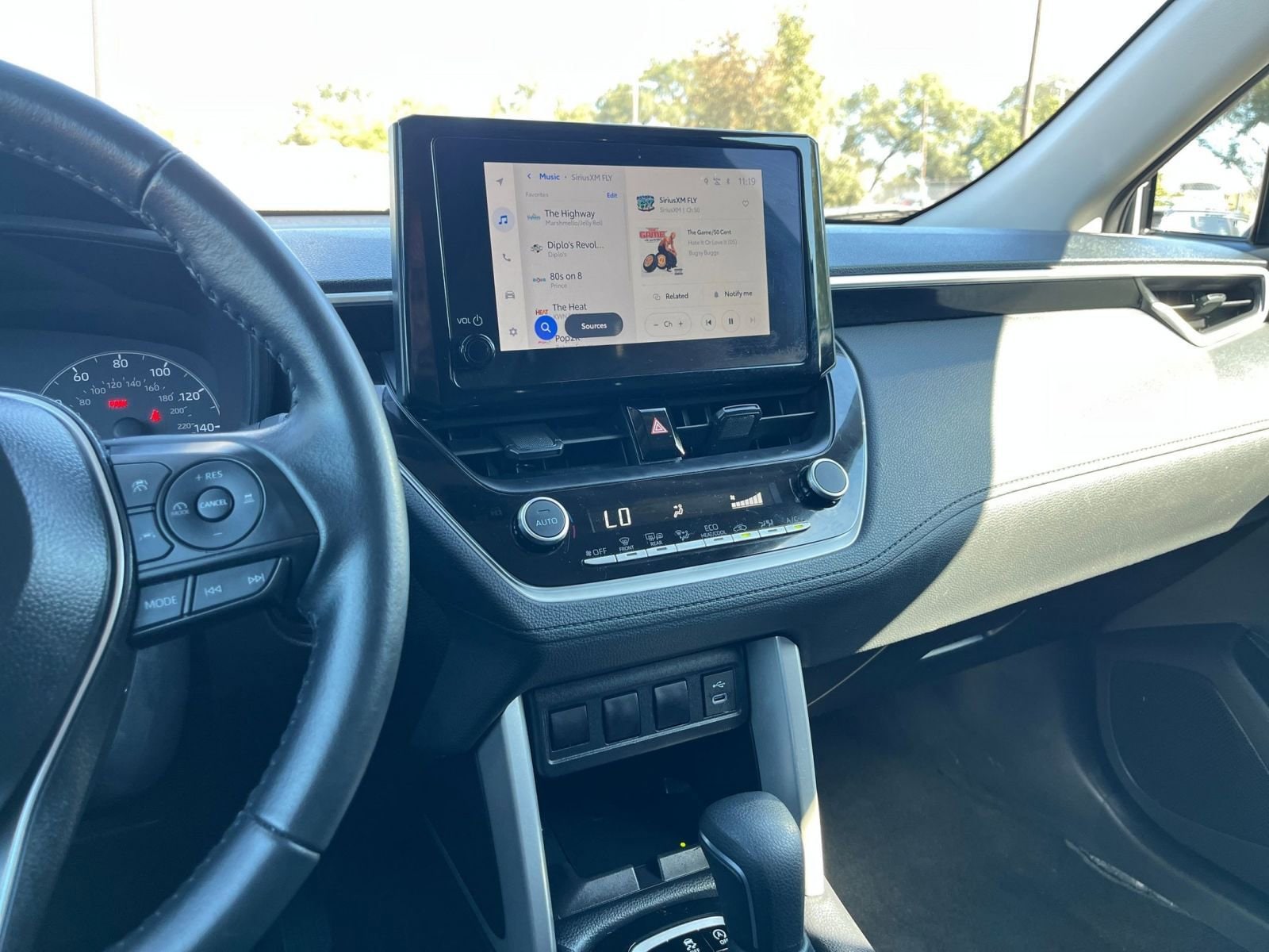 Thumbnail: 2025 Toyota Corolla Cross - 18