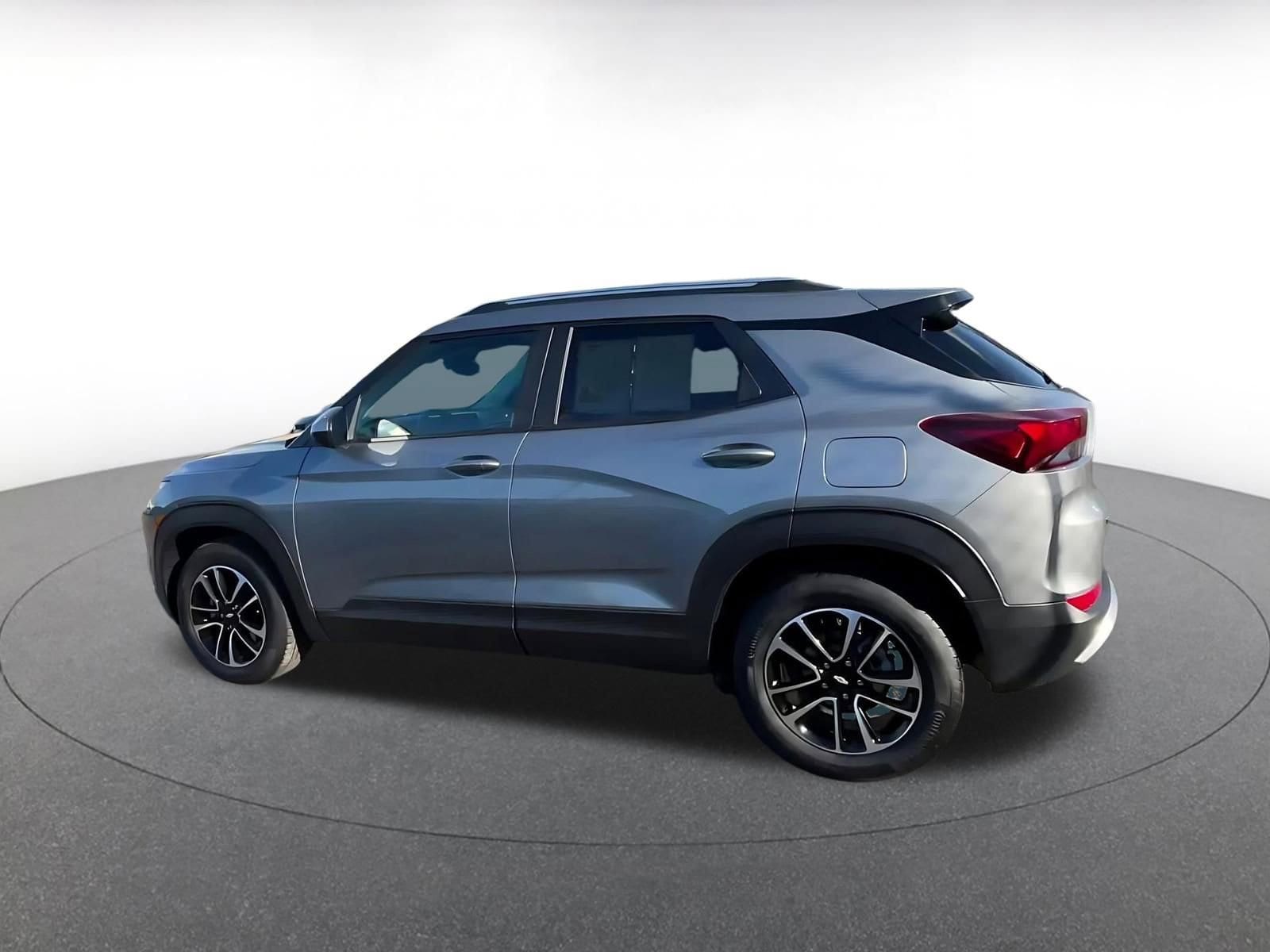 Thumbnail: 2025 Chevrolet TrailBlazer - 10