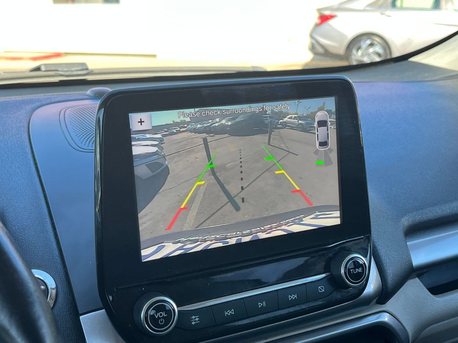 Thumbnail: 2019 Ford EcoSport - 17