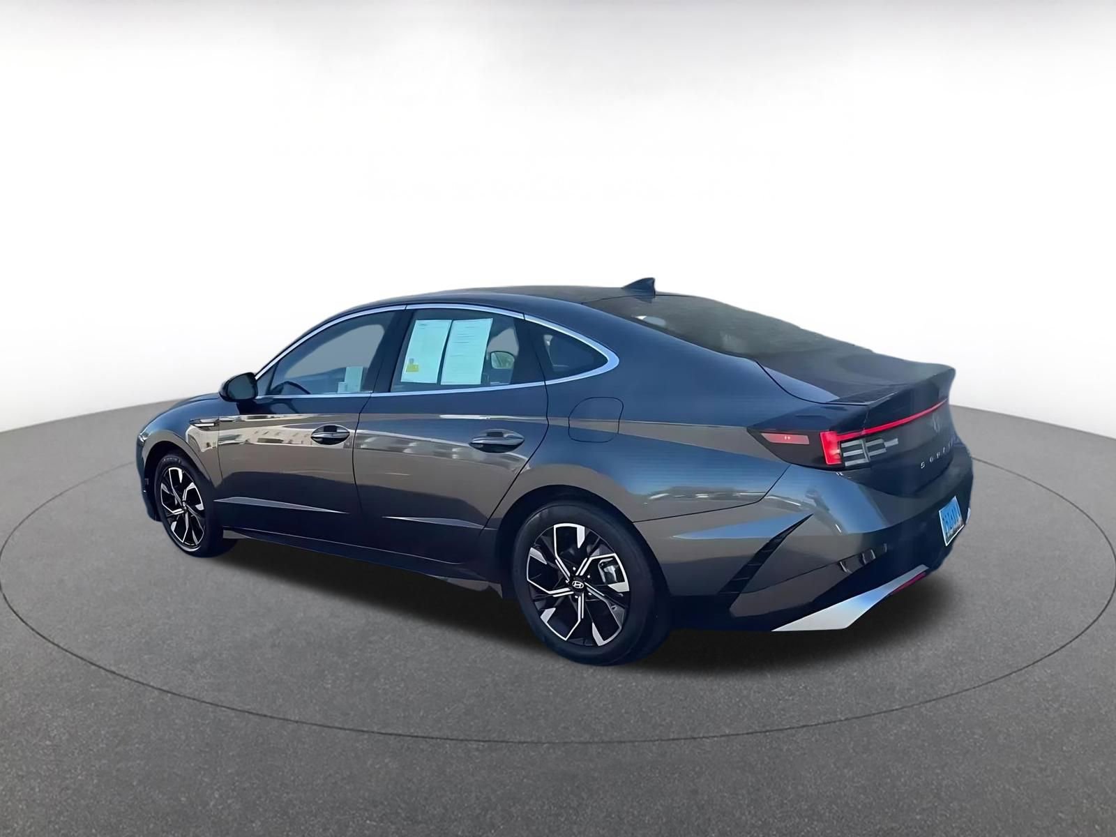 Thumbnail: 2025 Hyundai Sonata - 9