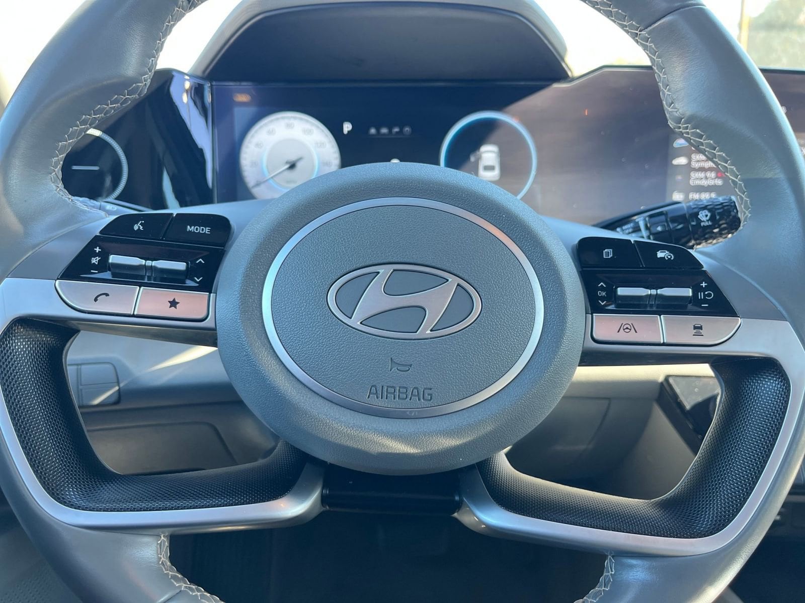 Thumbnail: 2025 Hyundai Elantra - 25