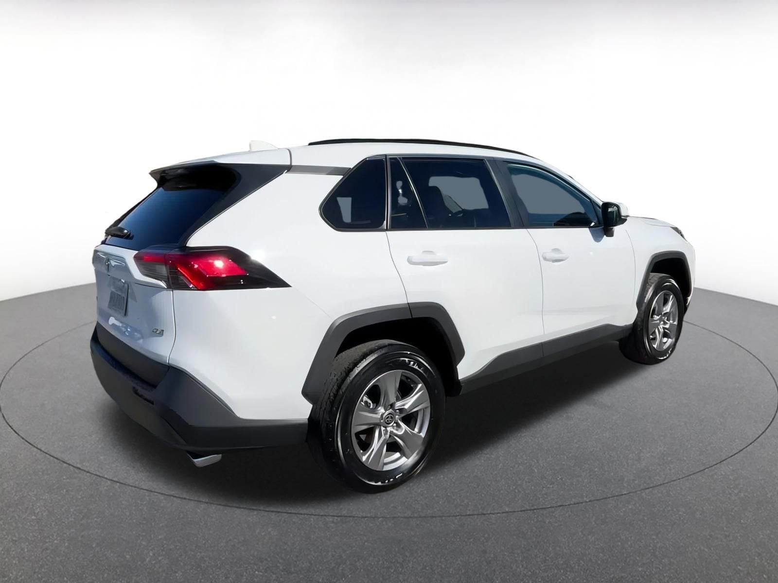 Thumbnail: 2025 Toyota RAV4 - 14