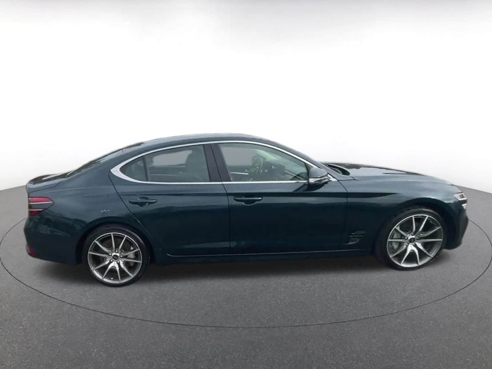 Thumbnail: 2025 Genesis G70 - 16