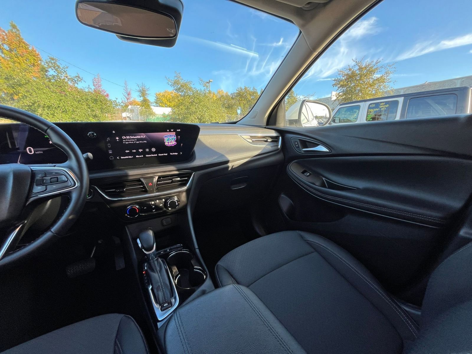 Thumbnail: 2025 Buick Encore GX - 33