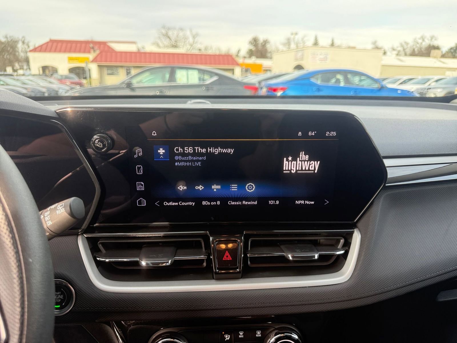 Thumbnail: 2025 Chevrolet TrailBlazer - 18