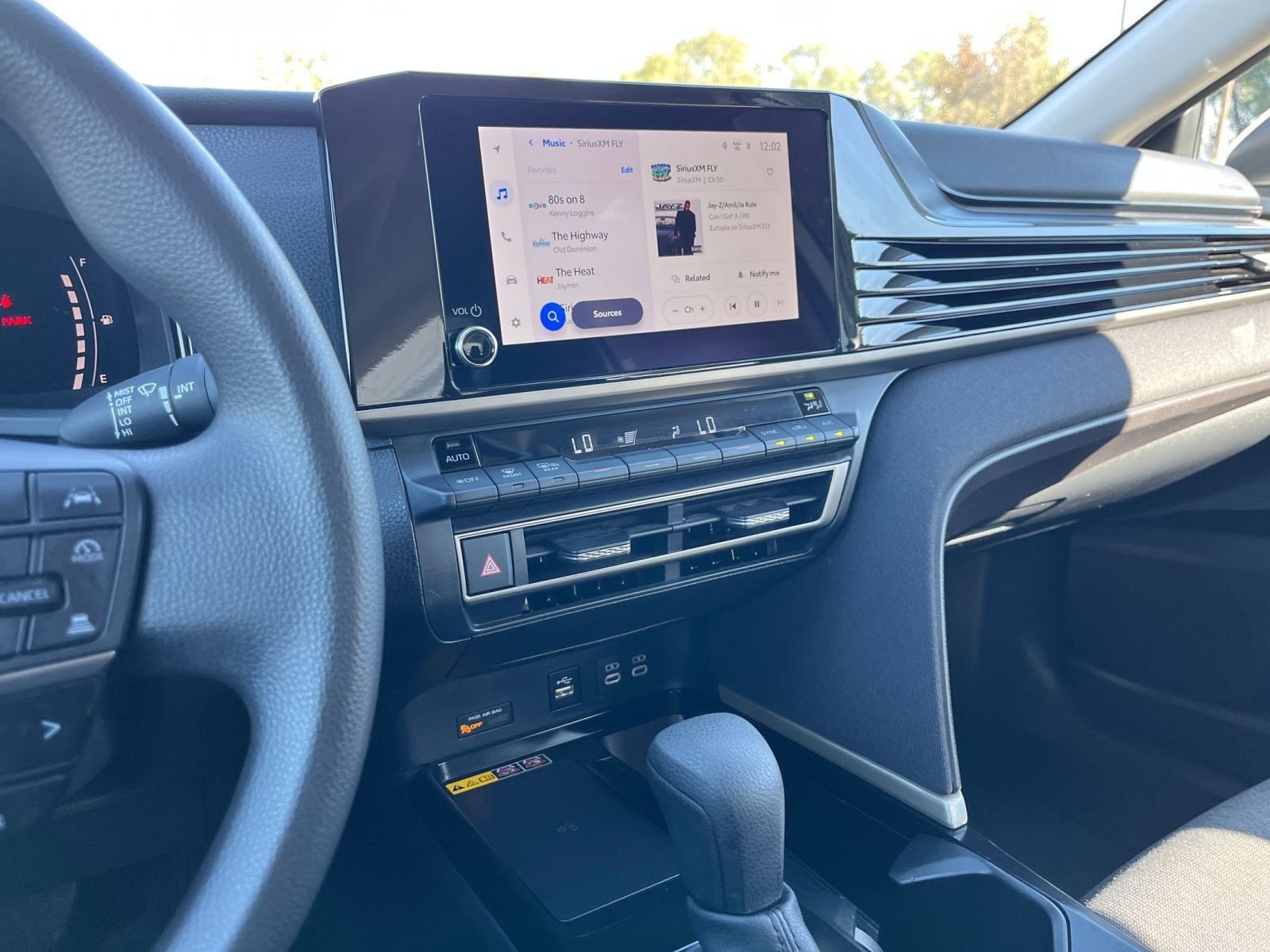 Thumbnail: 2025 Toyota Camry - 27