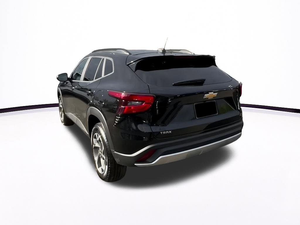 Thumbnail: 2025 Chevrolet Trax - 11