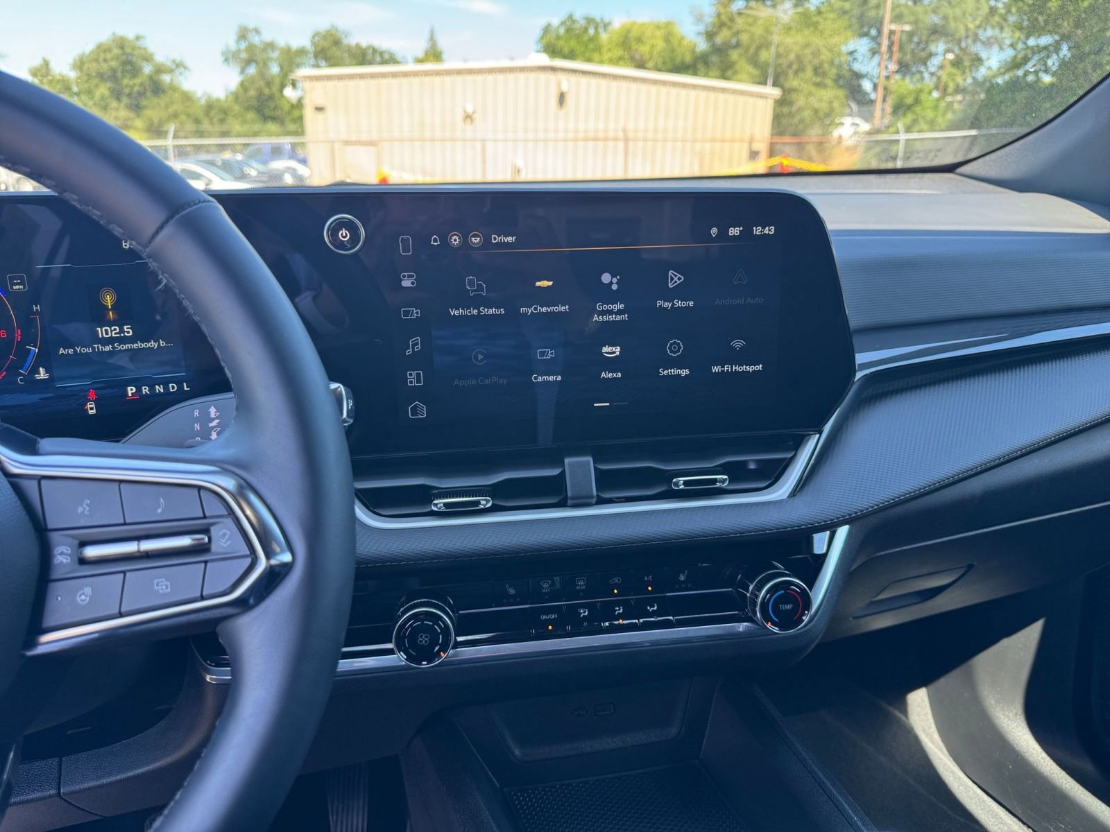 Thumbnail: 2025 Chevrolet Equinox - 17