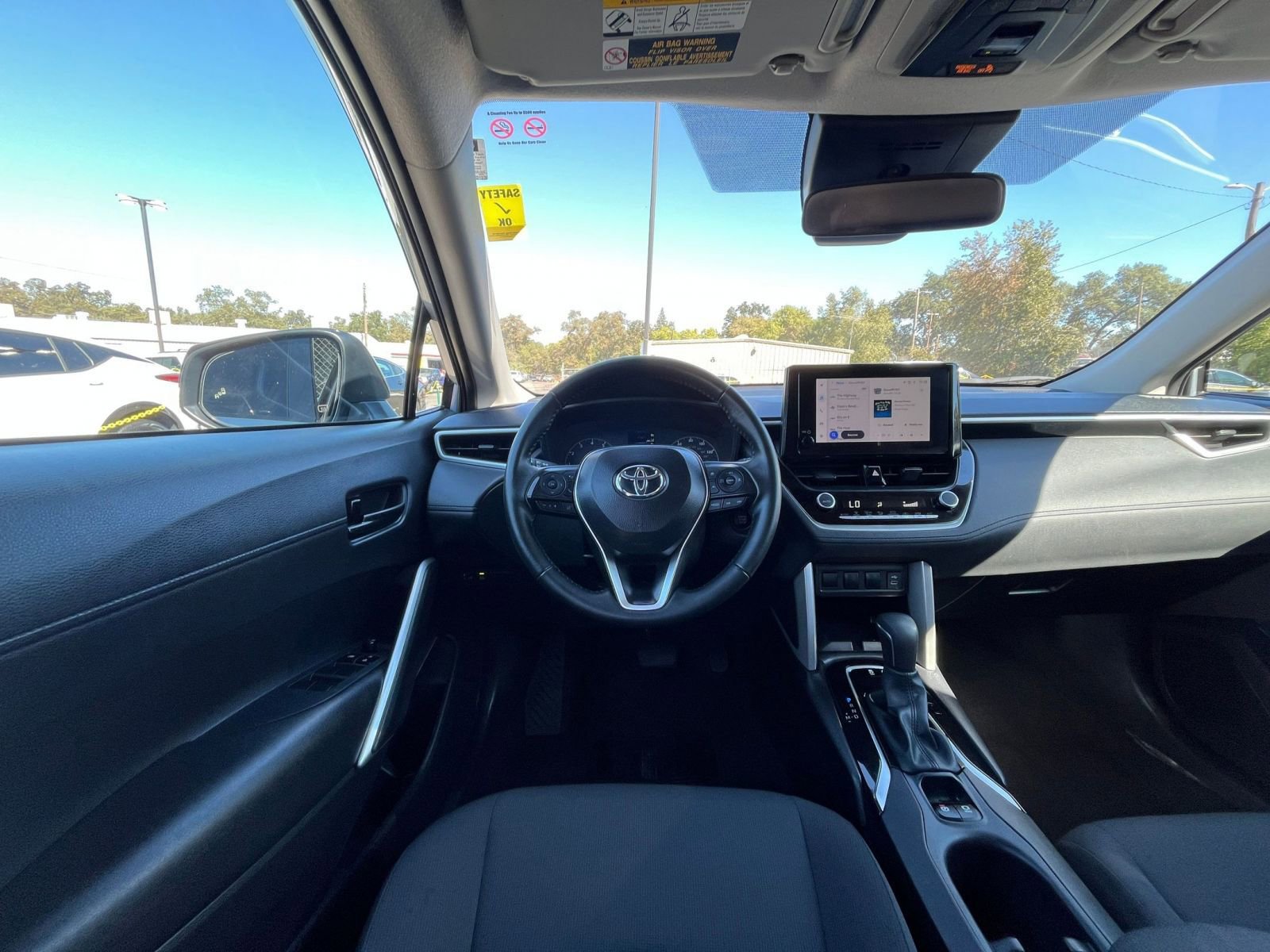 Thumbnail: 2025 Toyota Corolla Cross - 33