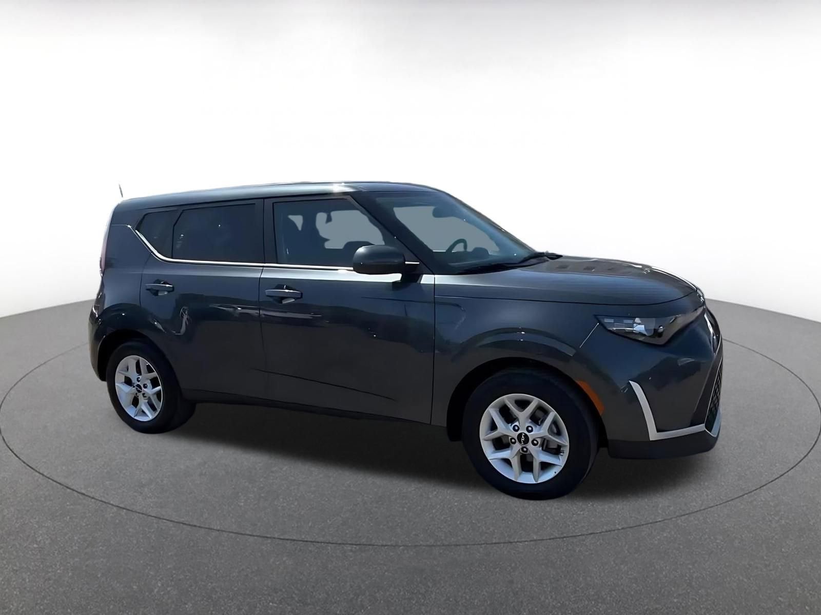 Thumbnail: 2025 Kia Soul - 2