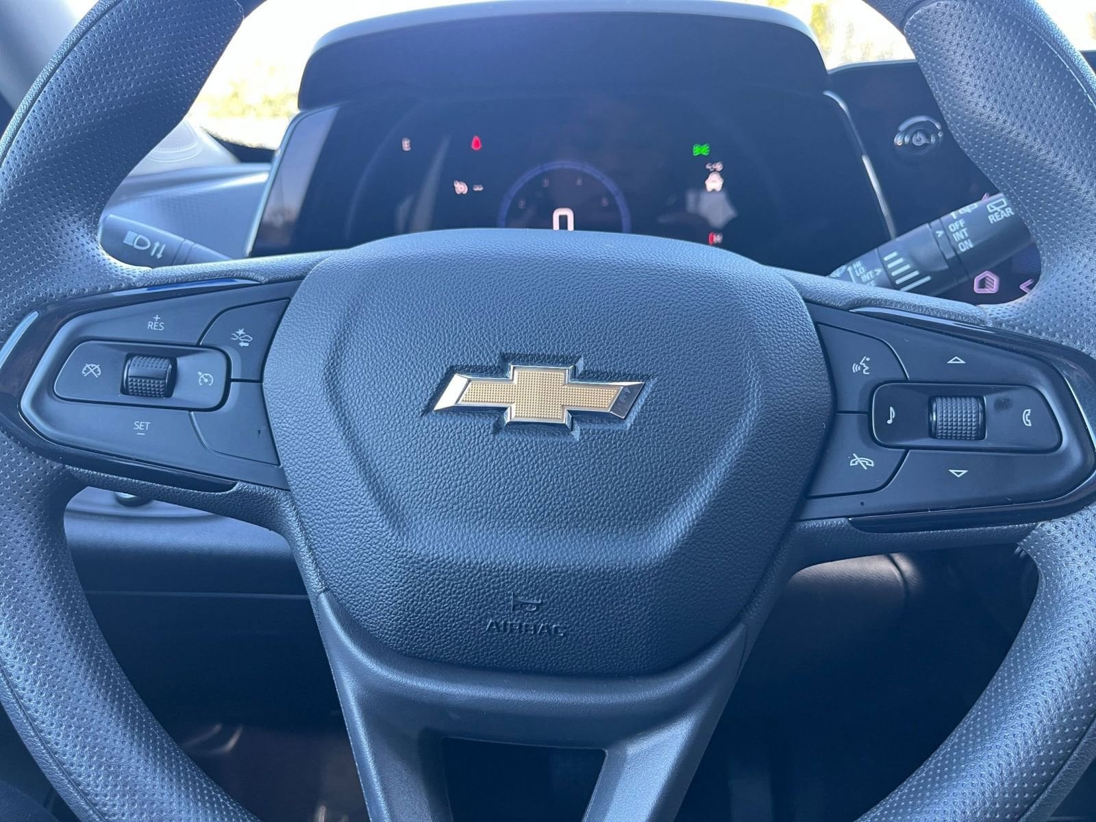 Thumbnail: 2025 Chevrolet Trax - 25