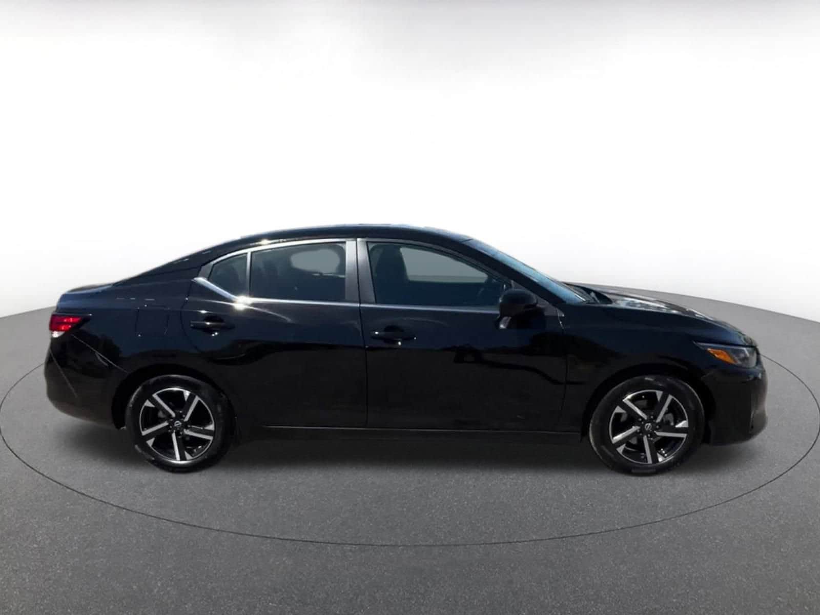 Thumbnail: 2024 Nissan Sentra - 16
