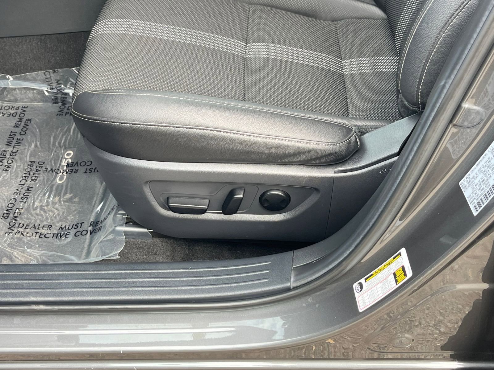 Thumbnail: 2025 Mazda CX-50 - 23