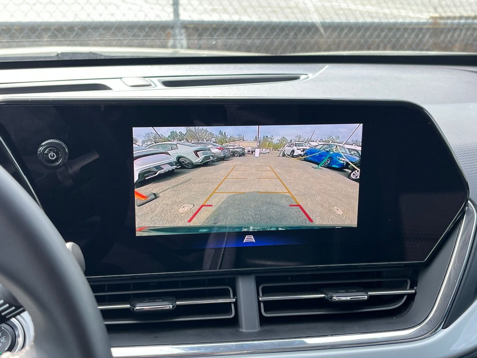 Thumbnail: 2025 Chevrolet Trax - 22