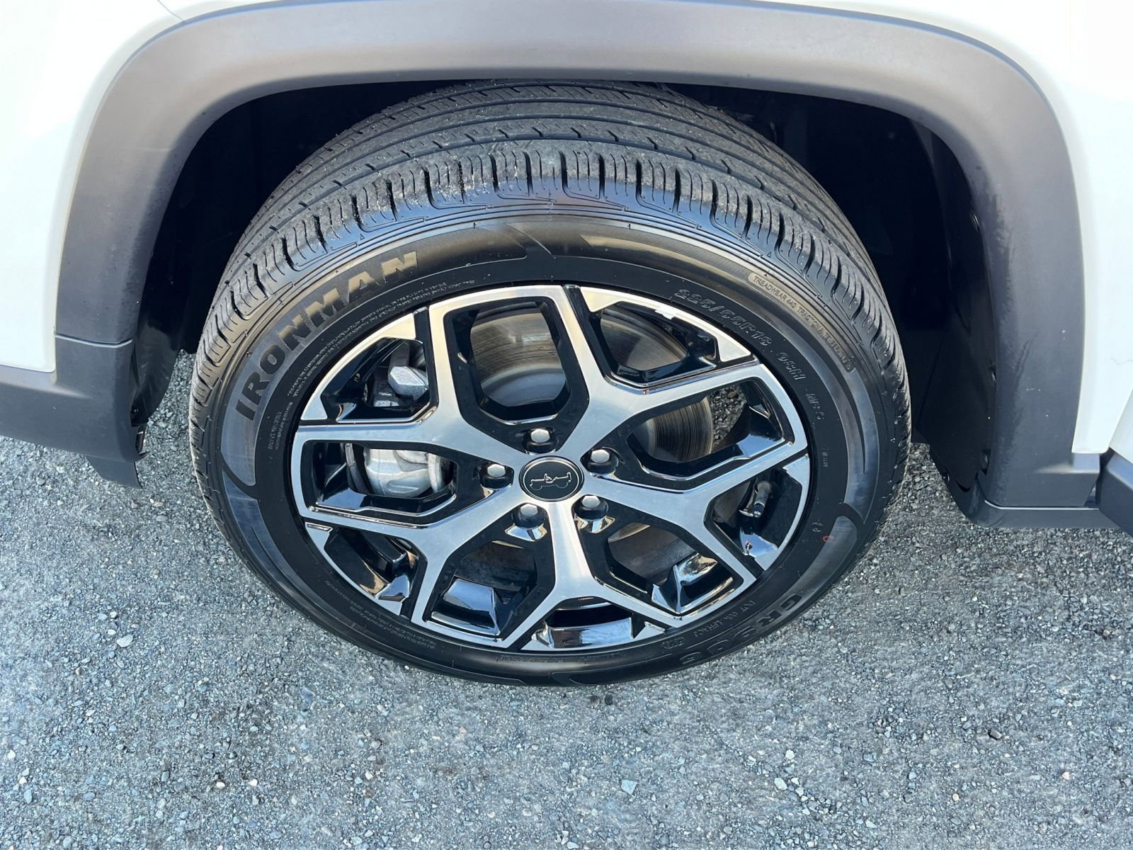 Thumbnail: 2025 Jeep Compass - 31