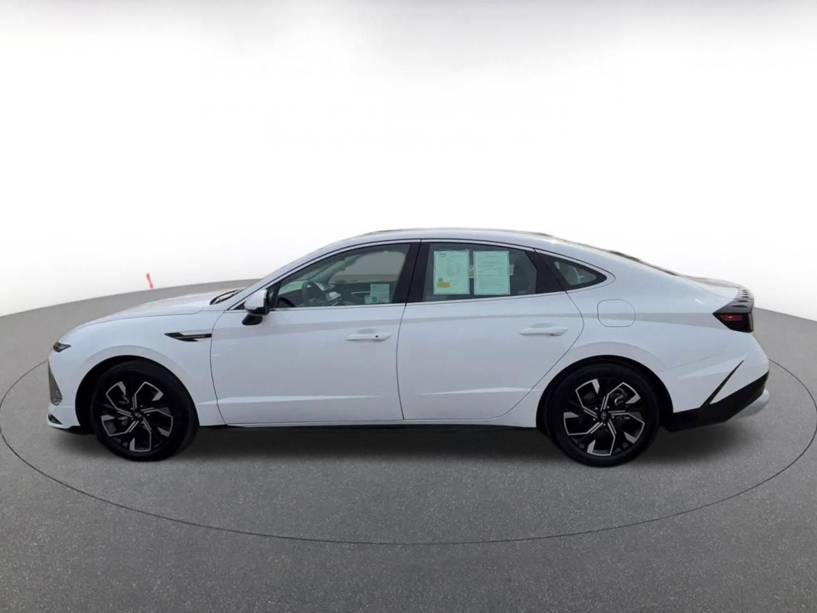 Thumbnail: 2025 Hyundai Sonata - 9