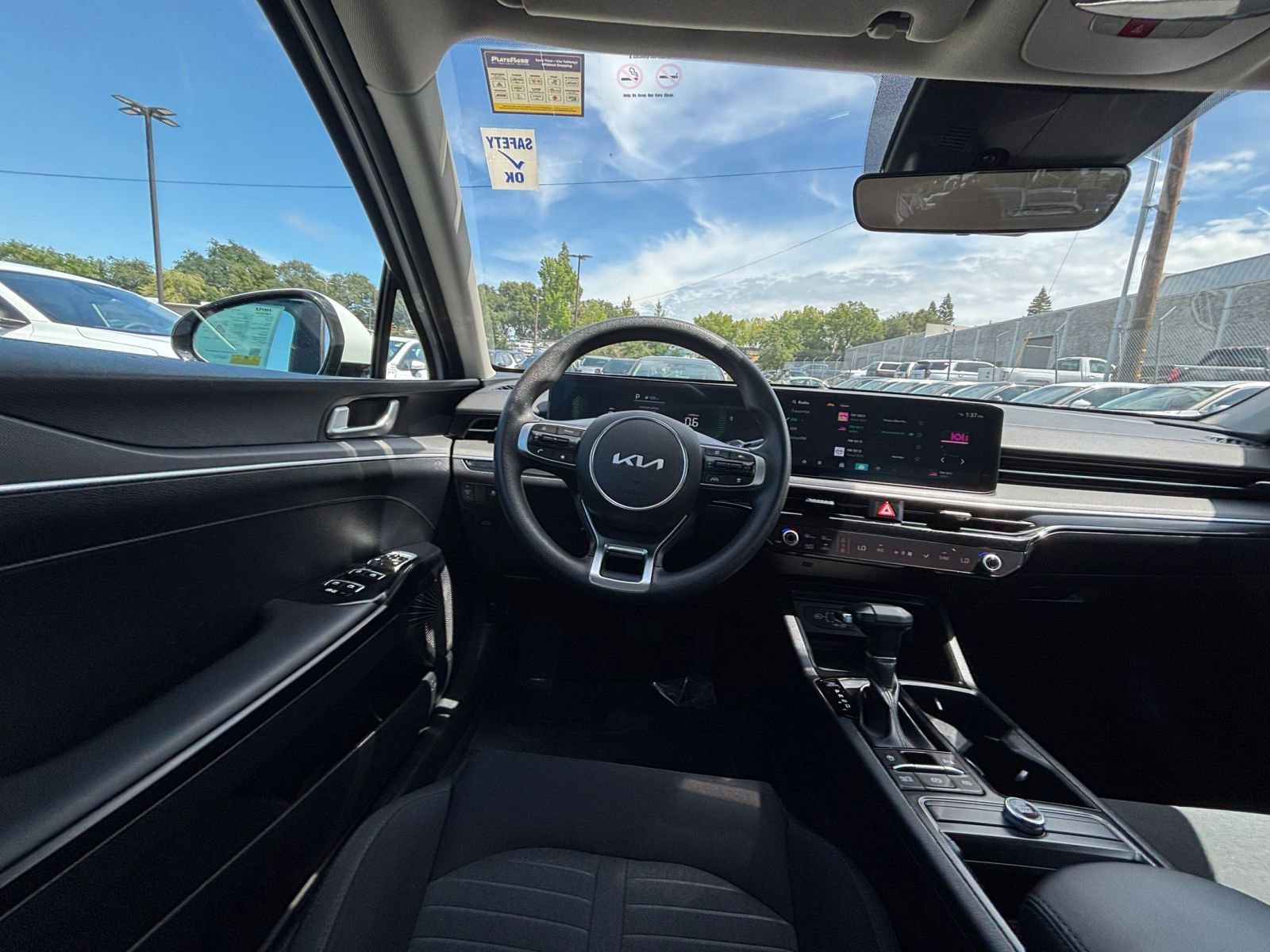 Thumbnail: 2025 Kia K5 - 33