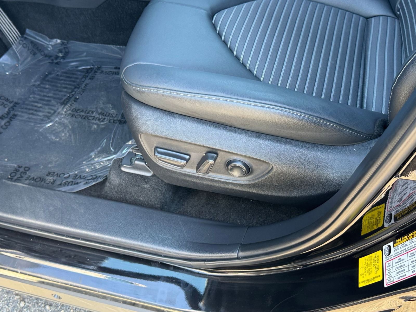 Thumbnail: 2025 Toyota Highlander - 23