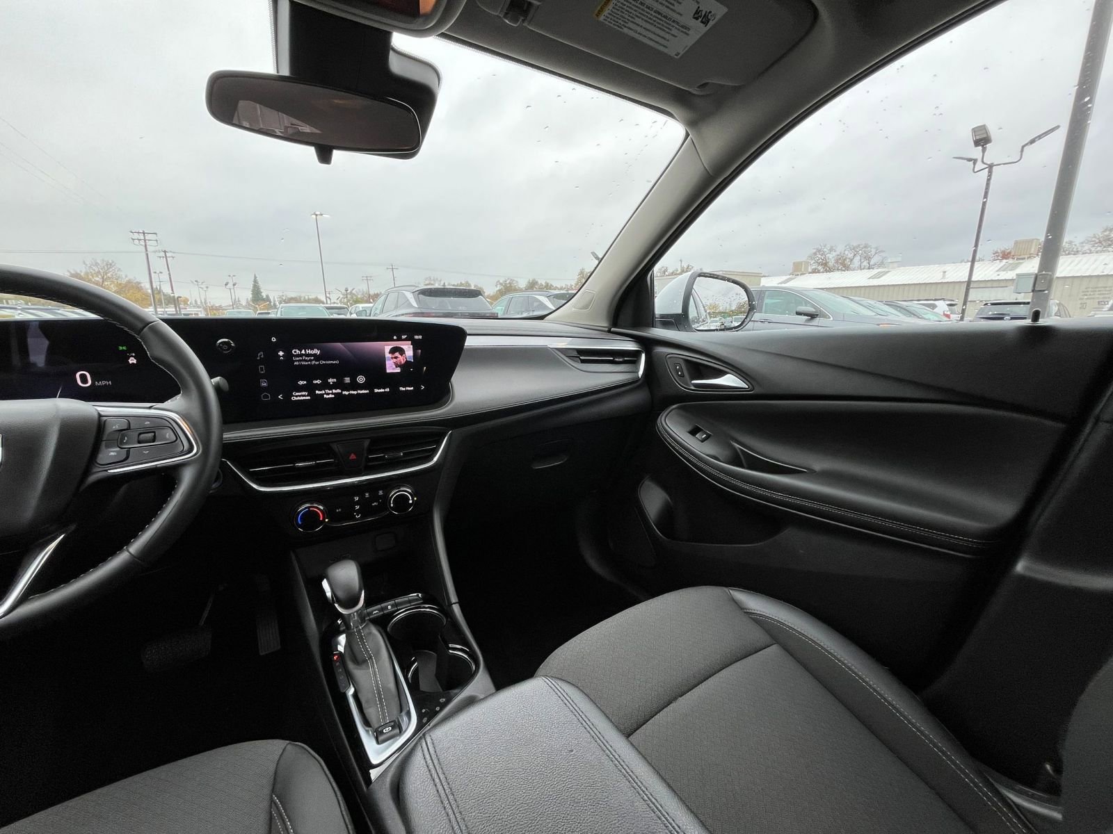 Thumbnail: 2025 Buick Encore GX - 33