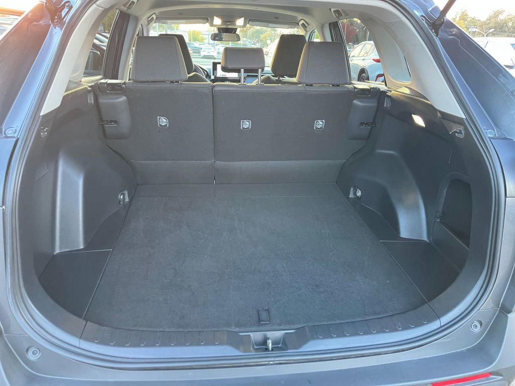 Thumbnail: 2025 Toyota RAV4 - 30