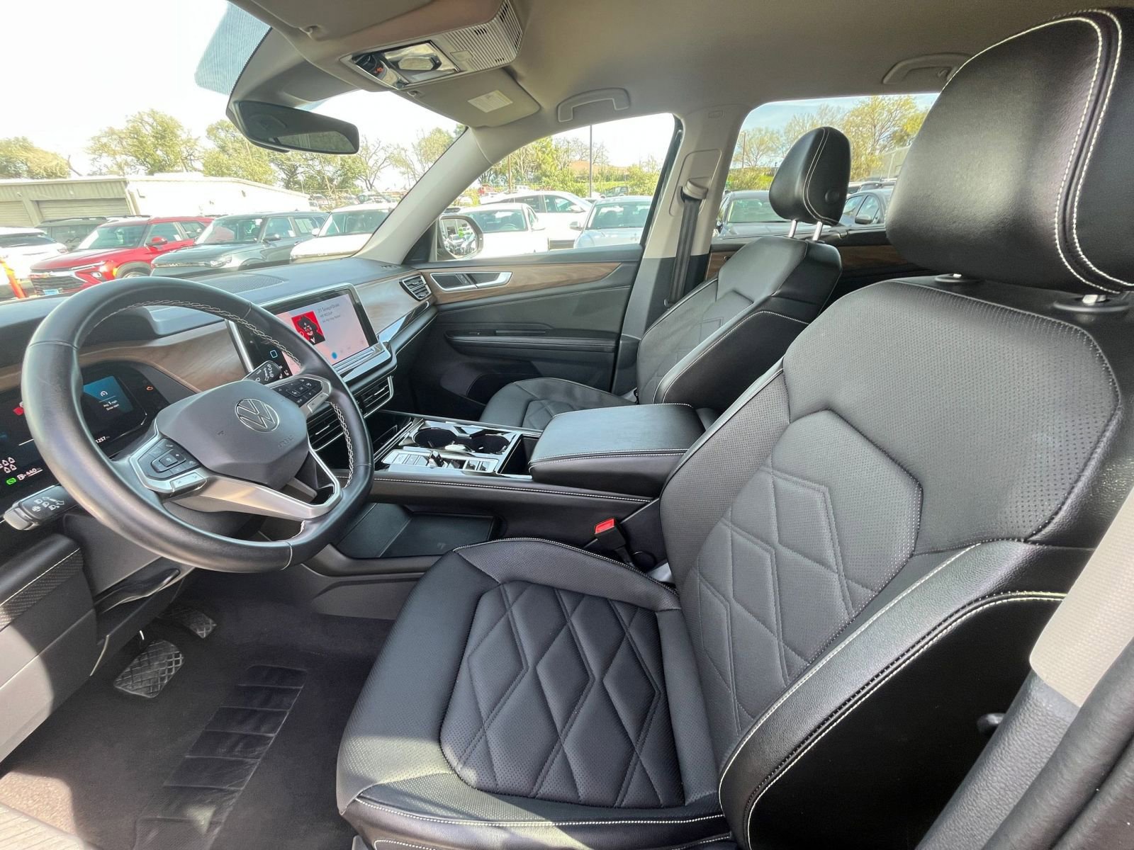 Thumbnail: 2025 Volkswagen Atlas - 30