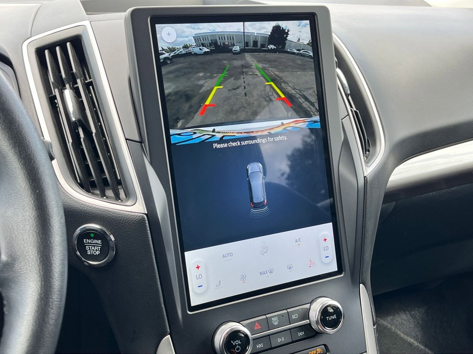 2024 Ford Edge SEL 17