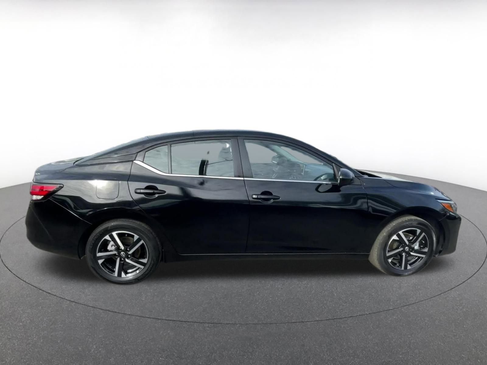 Thumbnail: 2025 Nissan Sentra - 16