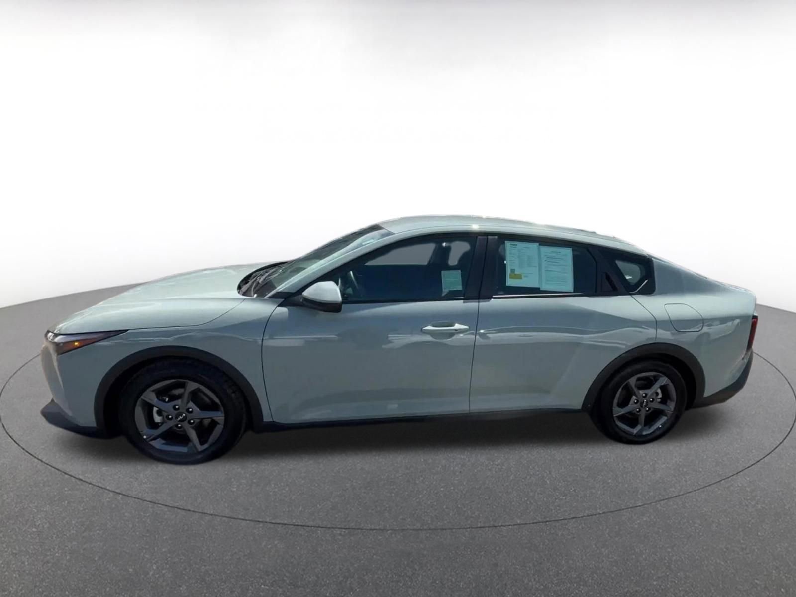 Thumbnail: 2025 Kia K4 - 9